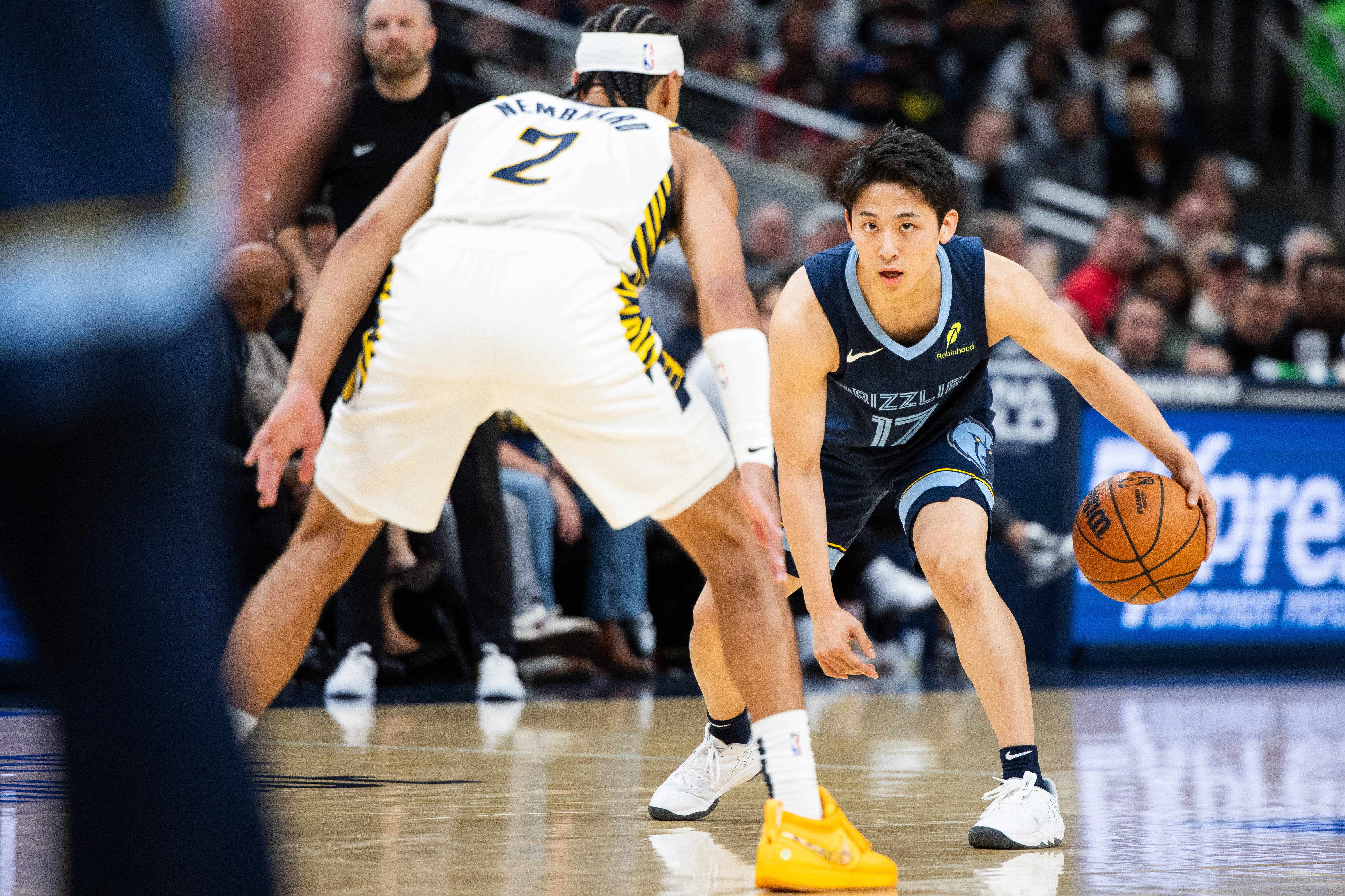 包含集结日孟菲斯灰熊复出首秀：NBA常规赛节点到来，目标明确，更衣室氛围转暖的词条